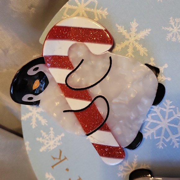 Penguin 🐧 hairclips brand new on card - Picture 3 of 4